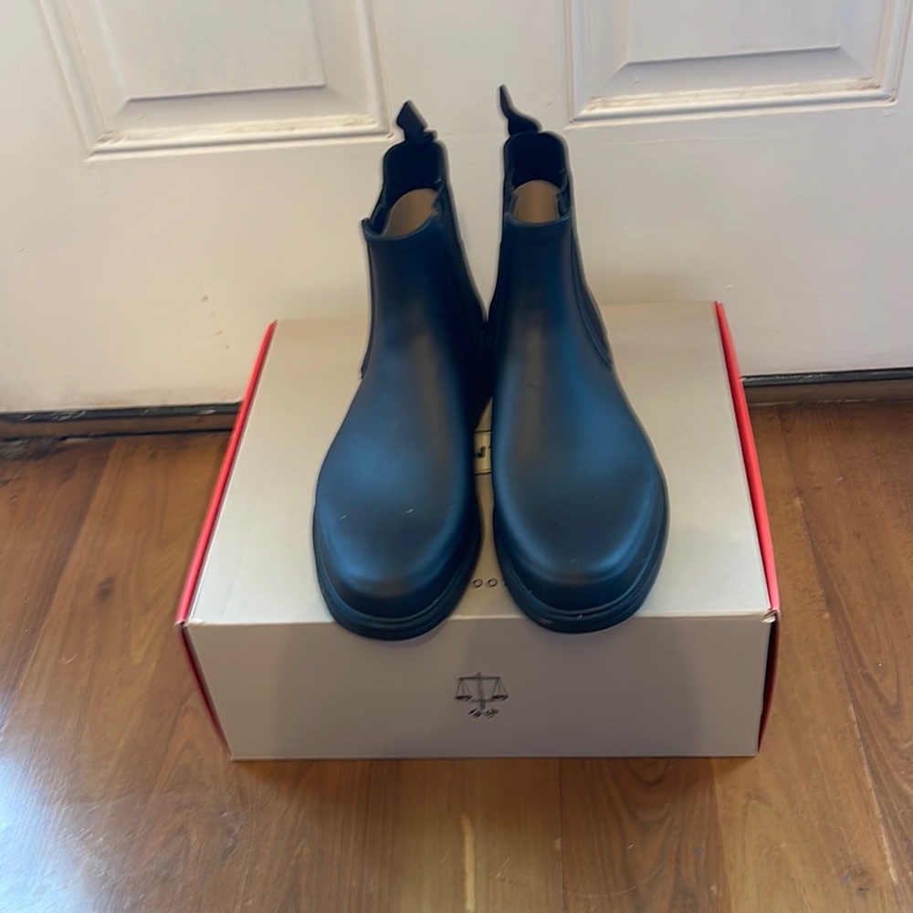 Hunter Chelsea Rain Boots